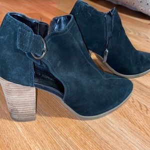 Black suede heel boots